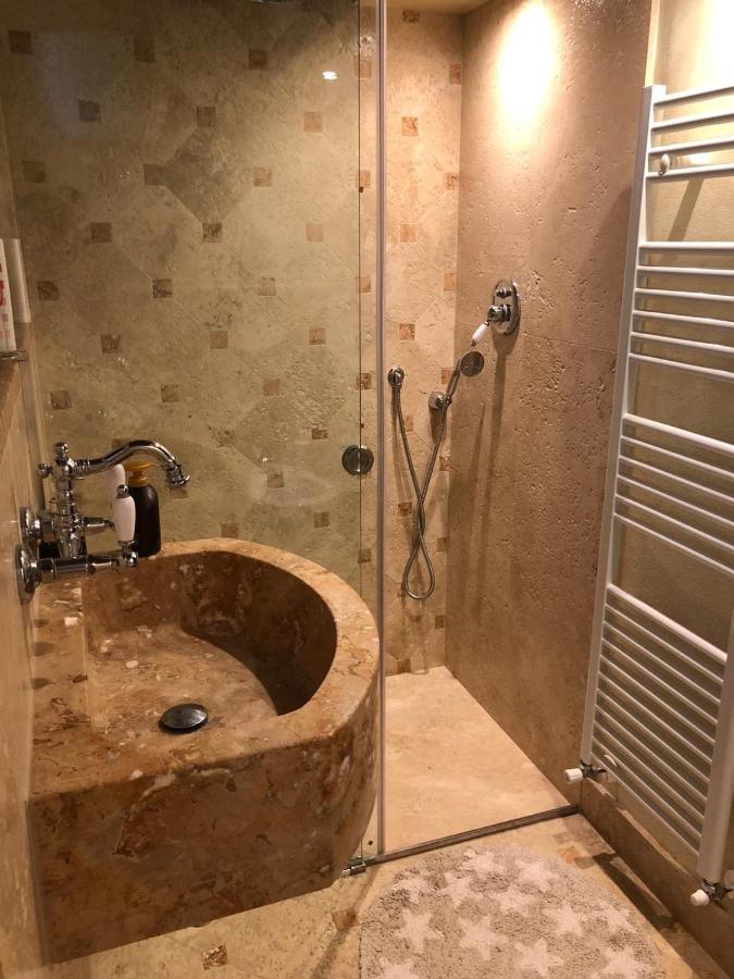 Casolare Marconi Apartment Паникале Екстериор снимка