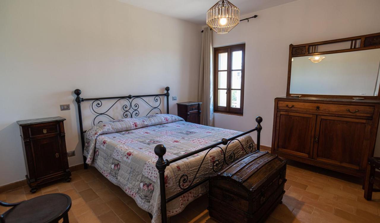 Casolare Marconi Apartment Паникале Екстериор снимка